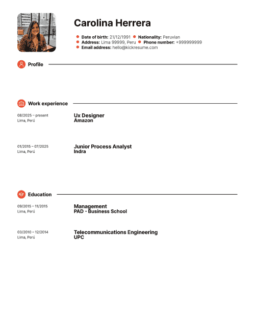 Kickresume’s AI Resume Writer creating a resume from scratch quickly and effortlessly.